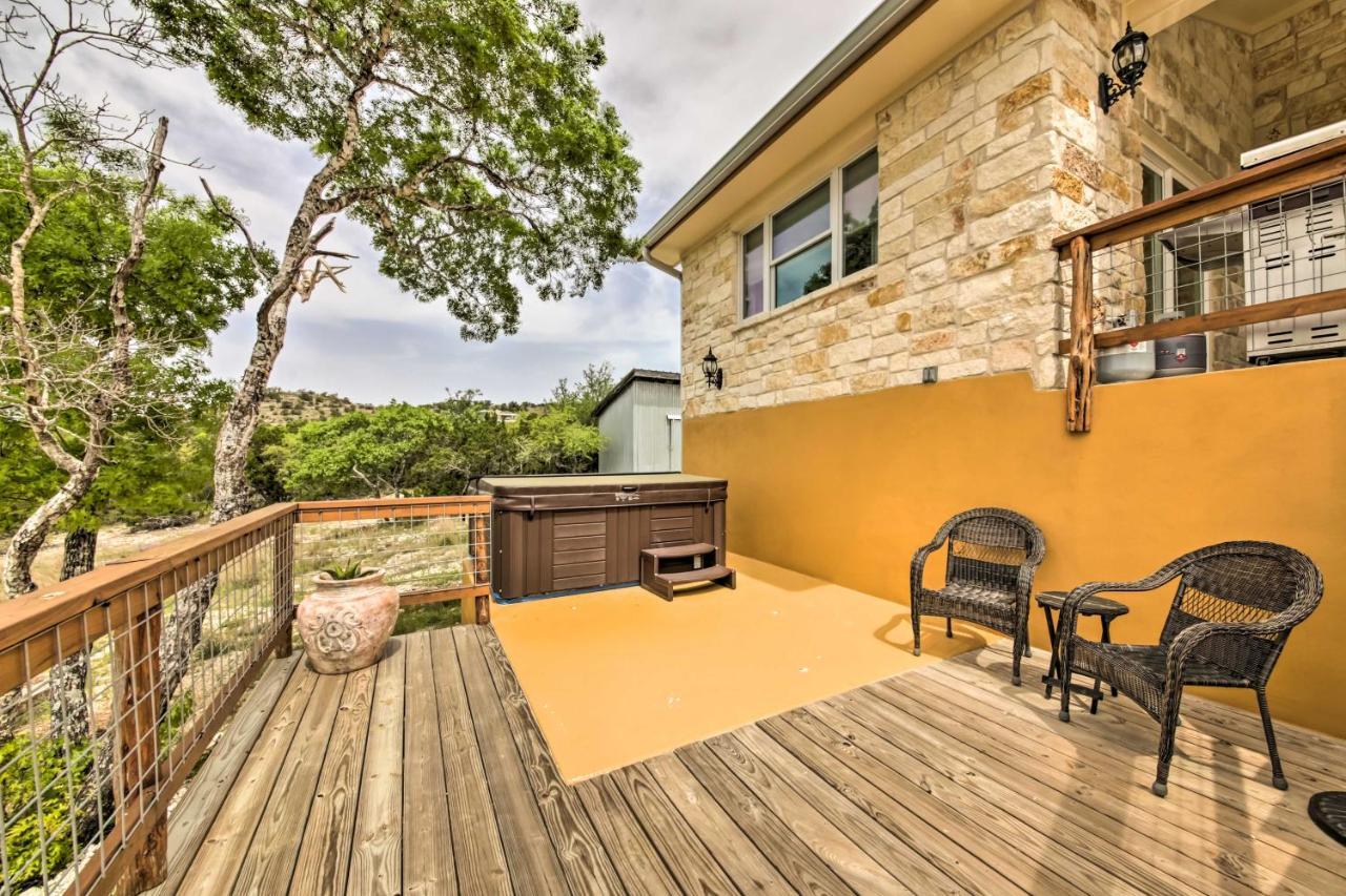 Ladera Wimberley Estate On 13 Acres With Hot Tub Villa Екстериор снимка